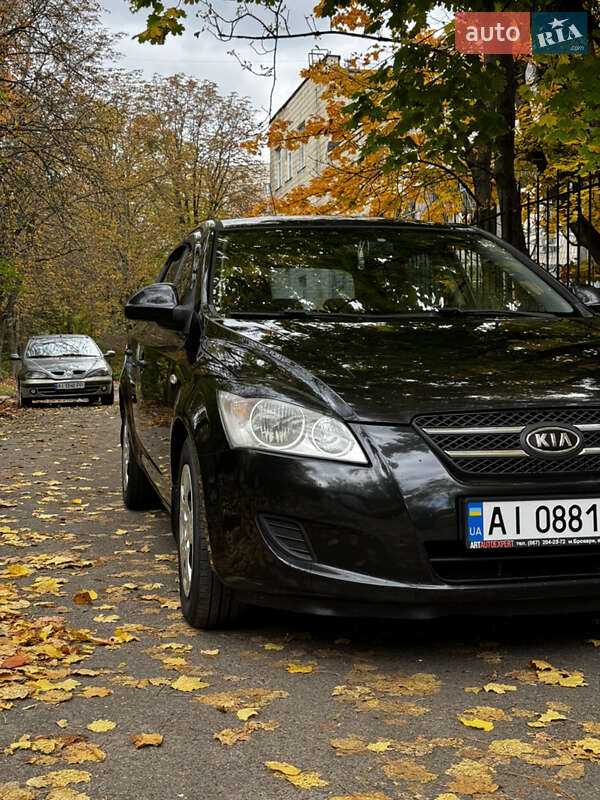Хетчбек Kia Ceed 2007 в Києві фото 8 Хетчбек Kia Ceed 2007 в Києві