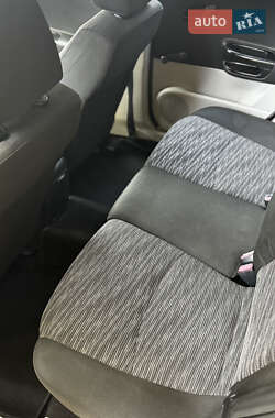 Хетчбек Kia Ceed 2007 в  фото 16 Хетчбек Kia Ceed 2007 в