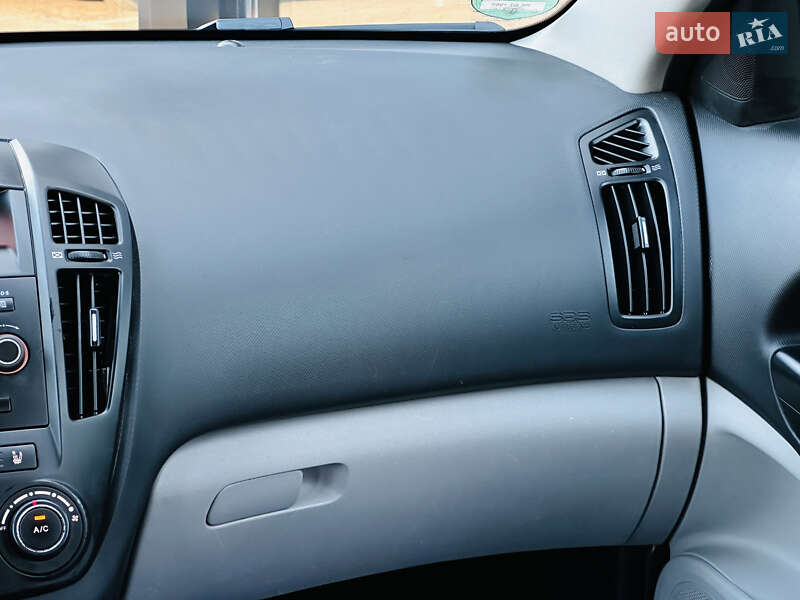 Универсал Kia Ceed 2009 в Харькове фото 29 Универсал Kia Ceed 2009 в Харькове