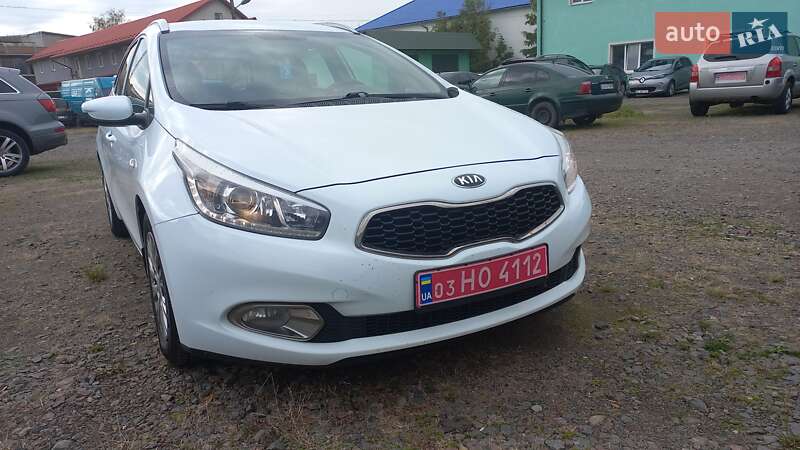 Универсал Kia Ceed 2015 в Сокале