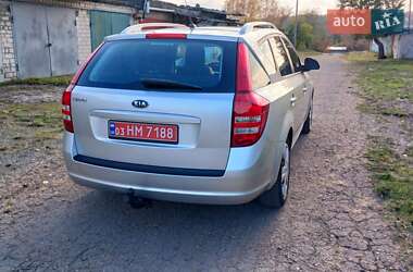 Універсал Kia Ceed 2008 в  фото 3 Універсал Kia Ceed 2008 в