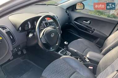Універсал Kia Ceed 2008 в  фото 12 Універсал Kia Ceed 2008 в