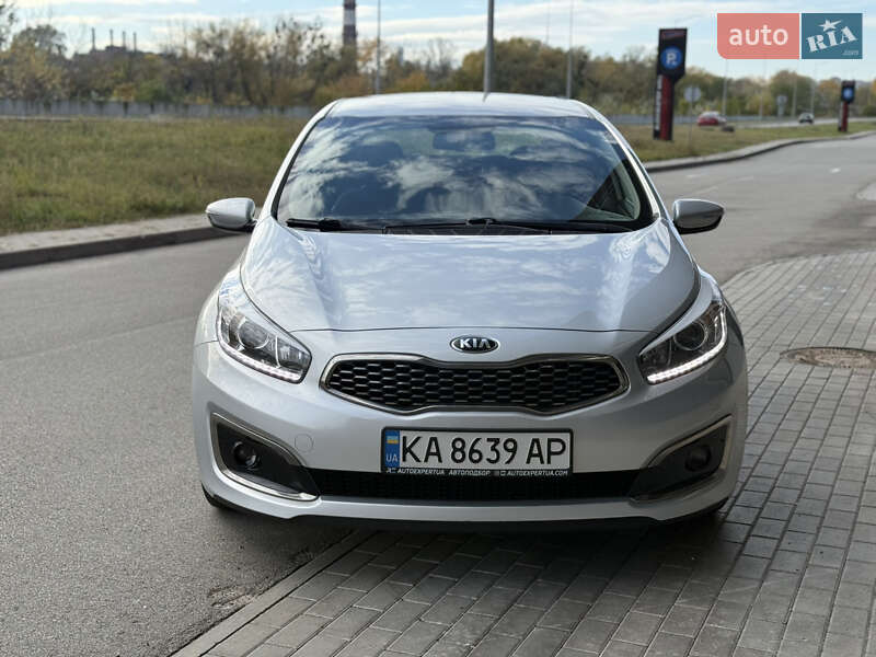 Хэтчбек Kia Ceed 2017 в Киеве фото 4 Хэтчбек Kia Ceed 2017 в Киеве