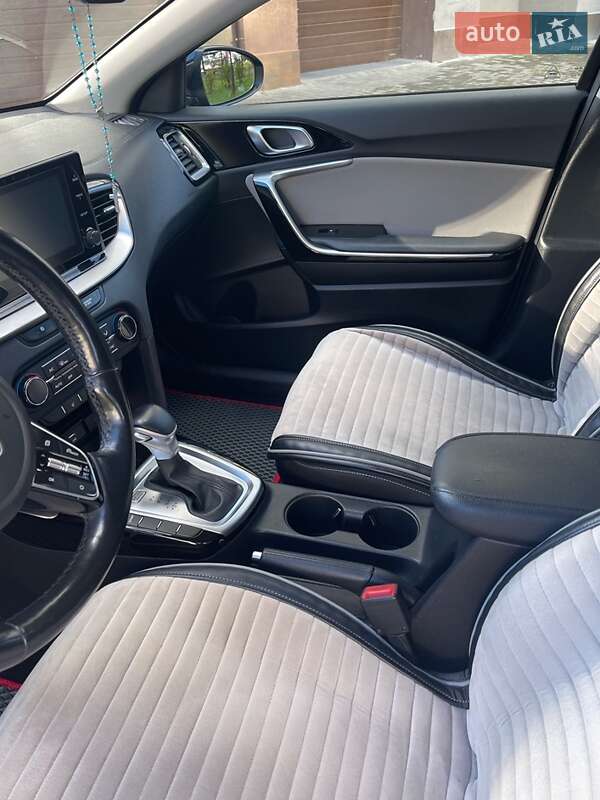 Хэтчбек Kia Ceed 2019 в Ивано-Франковске фото 16 Хэтчбек Kia Ceed 2019 в Ивано-Франковске