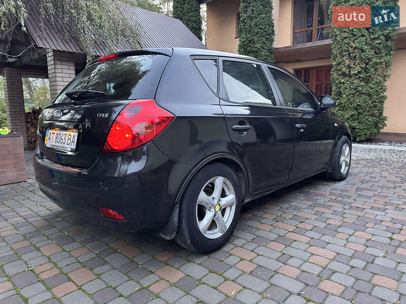 Хэтчбек Kia Ceed 2008 в Ивано-Франковске фото 6 Хэтчбек Kia Ceed 2008 в Ивано-Франковске