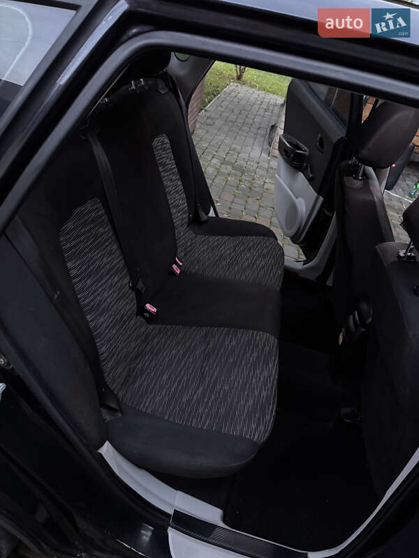Хэтчбек Kia Ceed 2008 в Ивано-Франковске фото 11 Хэтчбек Kia Ceed 2008 в Ивано-Франковске