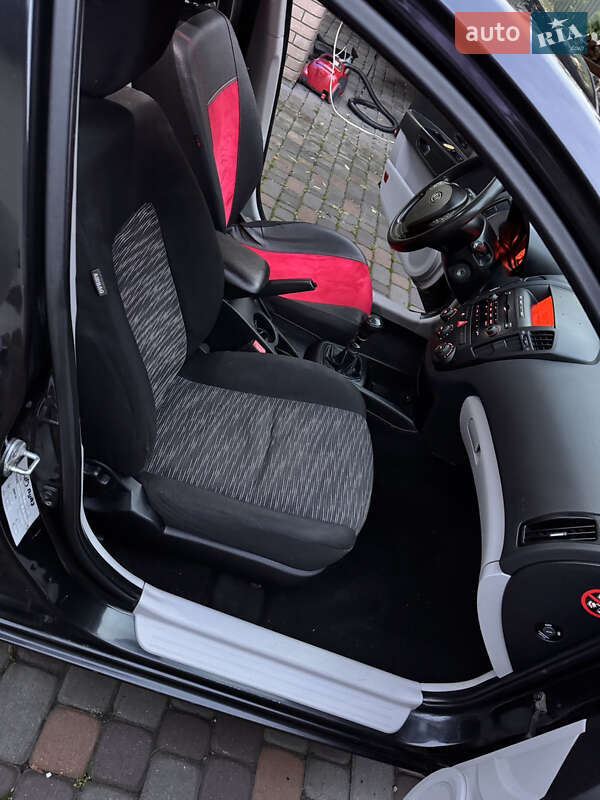 Хэтчбек Kia Ceed 2008 в Ивано-Франковске фото 10 Хэтчбек Kia Ceed 2008 в Ивано-Франковске