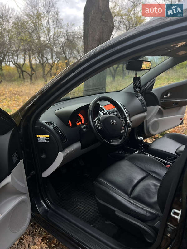 Универсал Kia Ceed 2009 в Костополе фото 5 Универсал Kia Ceed 2009 в Костополе