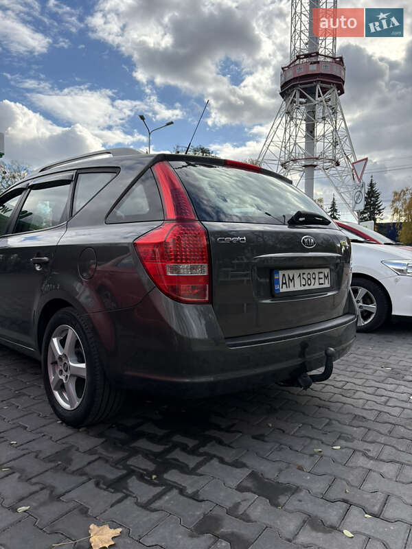 Универсал Kia Ceed 2011 в Киеве фото 14 Универсал Kia Ceed 2011 в Киеве
