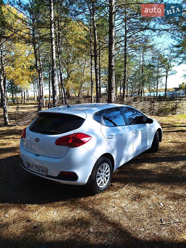 Хэтчбек Kia Ceed 2013 в Килии