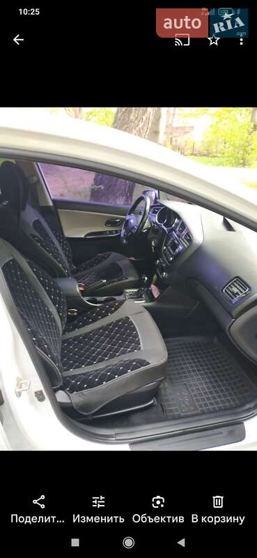 Хэтчбек Kia Ceed 2013 в Килии