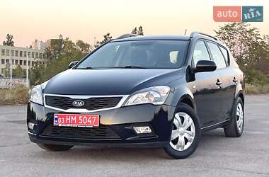 Універсал Kia Ceed 2012 в Дніпрі