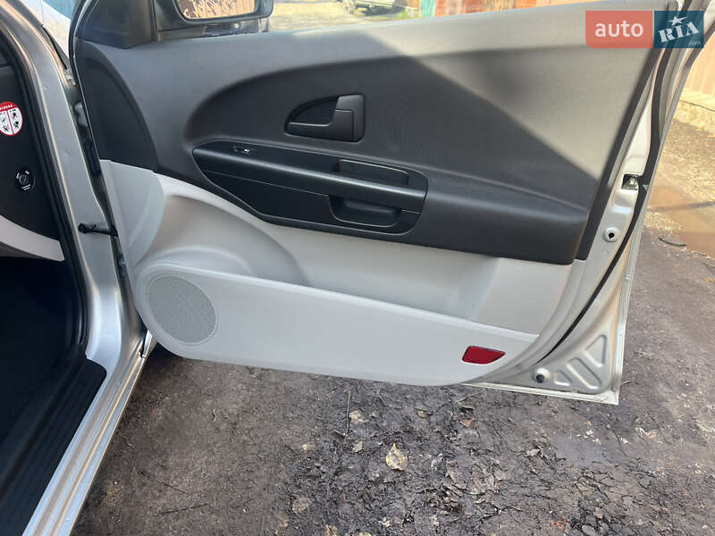 Універсал Kia Ceed 2009 в Охтирці