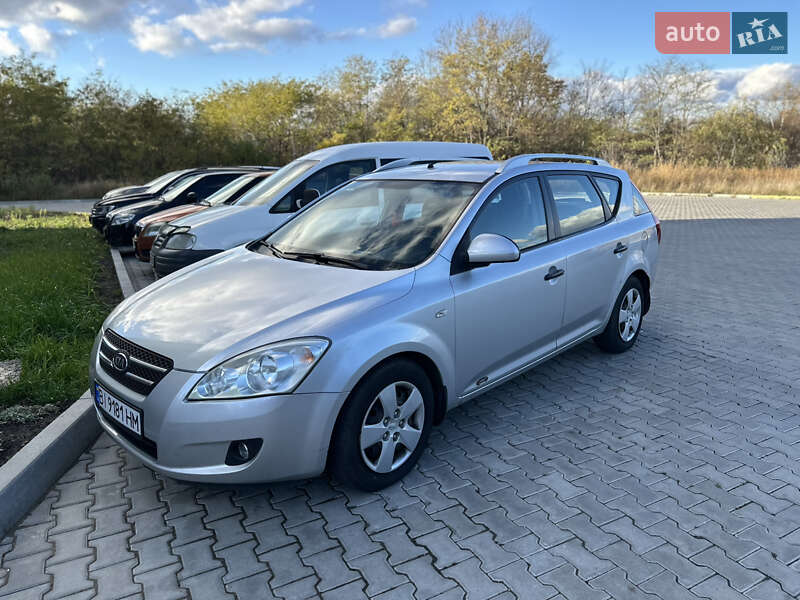 Універсал Kia Ceed 2009 в Полтаві