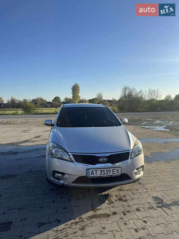 Хэтчбек Kia Ceed 2009 в Калуше фото 2 Хэтчбек Kia Ceed 2009 в Калуше