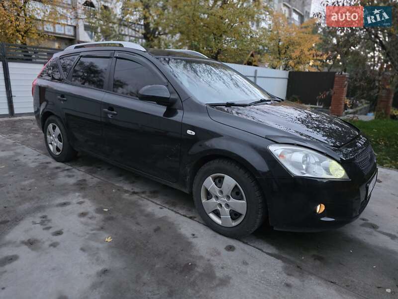 Универсал Kia Ceed 2008 в Бердичеве