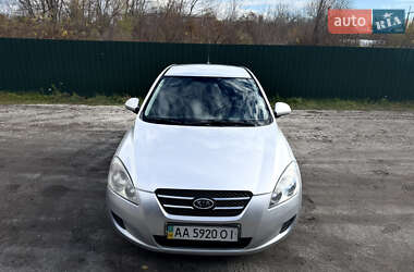 Хэтчбек Kia Ceed 2008 в Павлограде