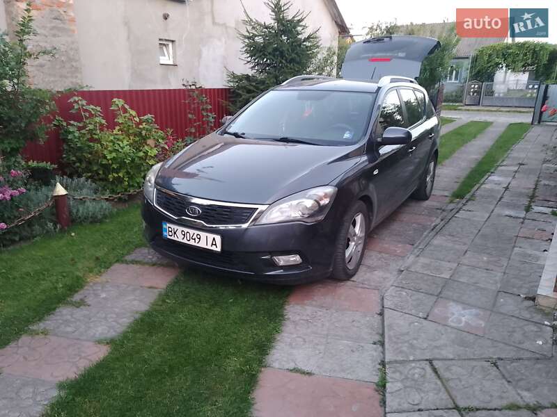 Універсал Kia Ceed 2010 в Дубні фото 16 Універсал Kia Ceed 2010 в Дубні