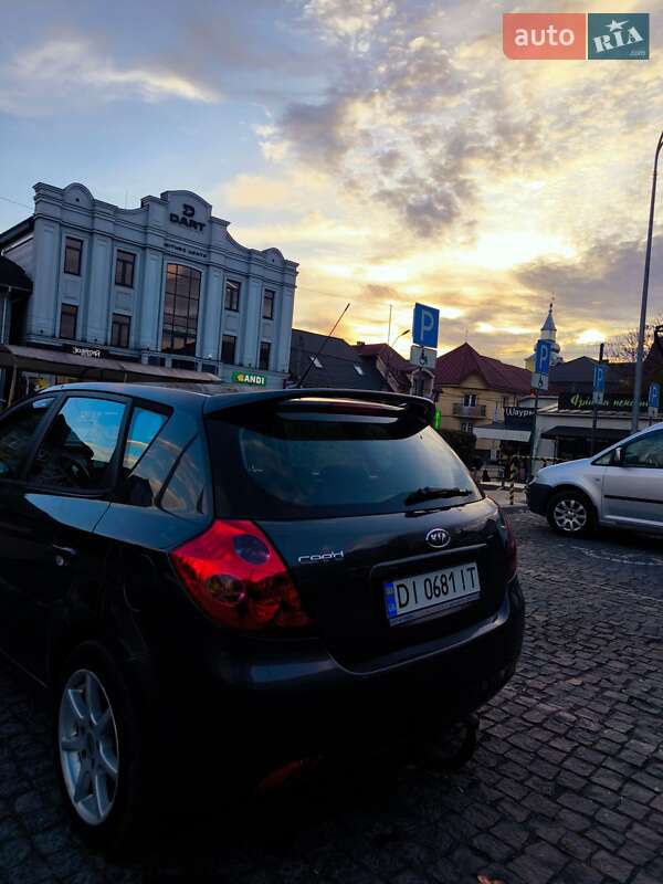 Хетчбек Kia Ceed 2008 в Виноградові