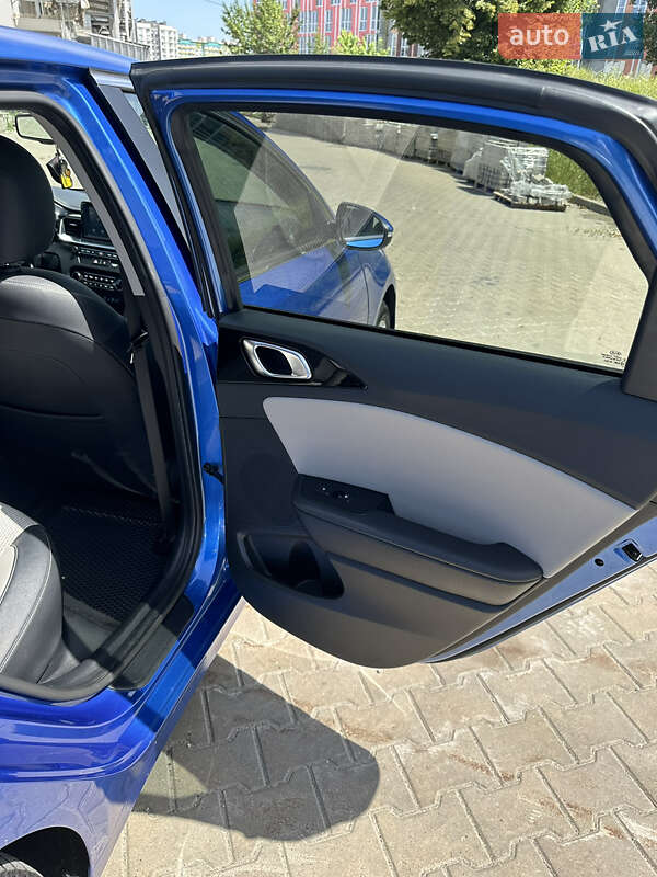 Хэтчбек Kia Ceed 2019 в Крюковщине фото 9 Хэтчбек Kia Ceed 2019 в Крюковщине
