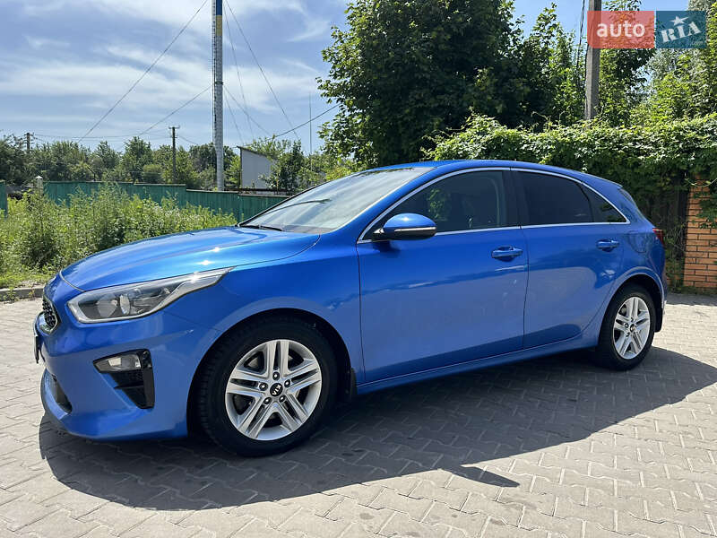 Хэтчбек Kia Ceed 2019 в Крюковщине фото 3 Хэтчбек Kia Ceed 2019 в Крюковщине