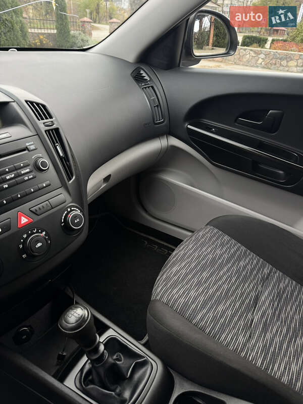 Хетчбек Kia Ceed 2007 в Знам'янці
