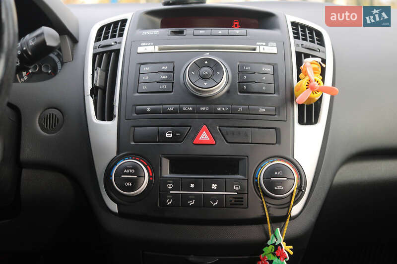 Хетчбек Kia Ceed 2009 в Львові фото 9 Хетчбек Kia Ceed 2009 в Львові