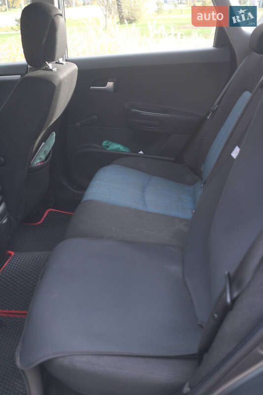 Хетчбек Kia Ceed 2009 в Львові фото 23 Хетчбек Kia Ceed 2009 в Львові