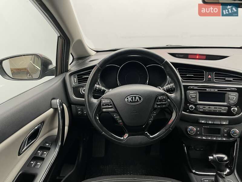 Хэтчбек Kia Ceed 2013 в Киеве