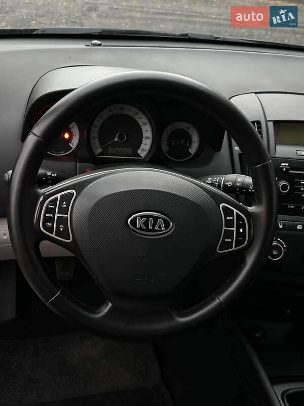 Хэтчбек Kia Ceed 2007 в Маневичах фото 19 Хэтчбек Kia Ceed 2007 в Маневичах