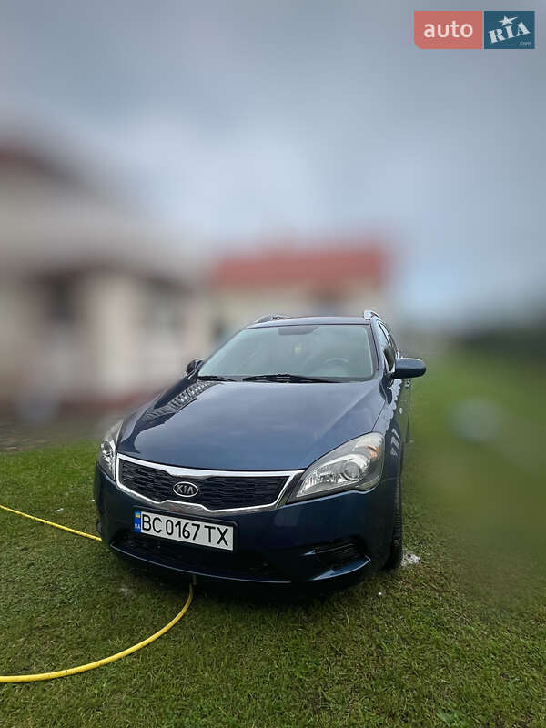 Универсал Kia Ceed 2009 в Львове