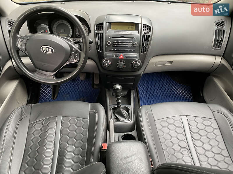 Хетчбек Kia Ceed 2009 в Харкові фото 12 Хетчбек Kia Ceed 2009 в Харкові