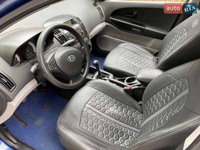Хетчбек Kia Ceed 2009 в Харкові фото 14 Хетчбек Kia Ceed 2009 в Харкові