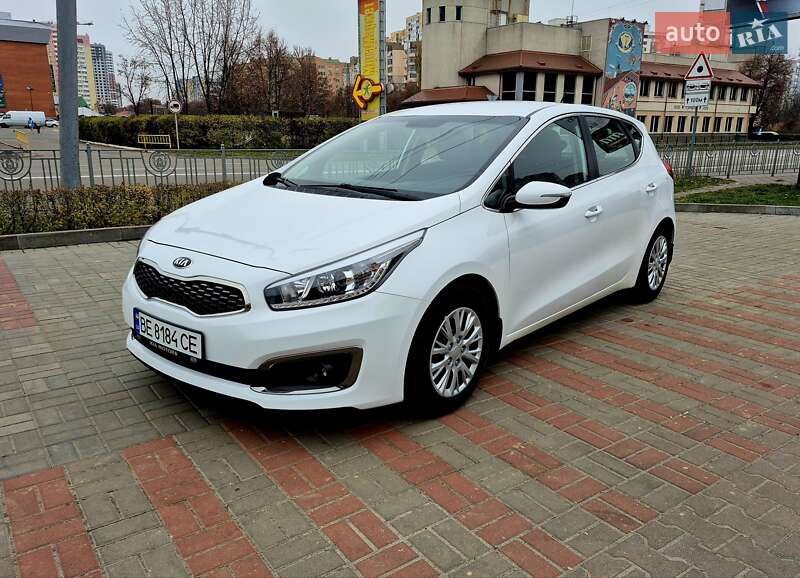Хэтчбек Kia Ceed 2018 в Киеве