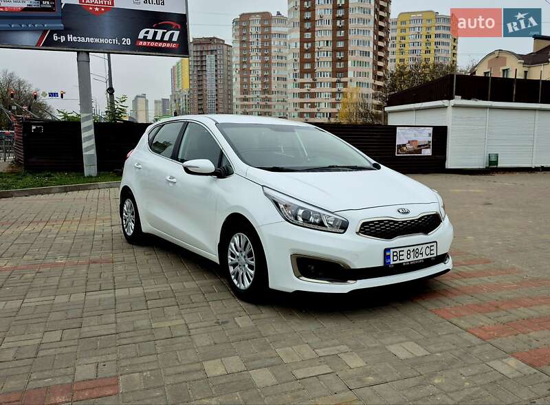Хэтчбек Kia Ceed 2018 в Киеве