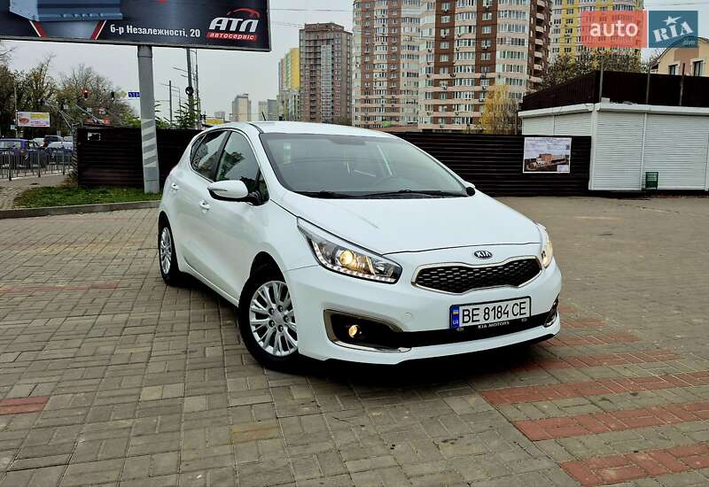 Хэтчбек Kia Ceed 2018 в Киеве