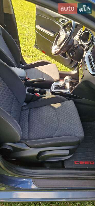 Универсал Kia Ceed 2021 в Ужгороде
