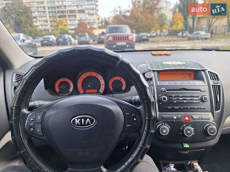 Универсал Kia Ceed 2009 в Киеве