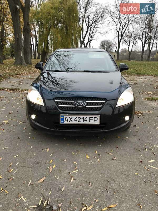 Універсал Kia Ceed 2008 в Теофіполі