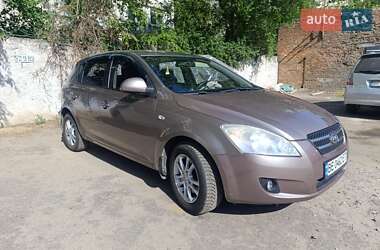 Хетчбек Kia Ceed 2007 в Миколаєві