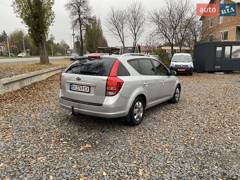 Універсал Kia Ceed 2010 в Хмельницькому