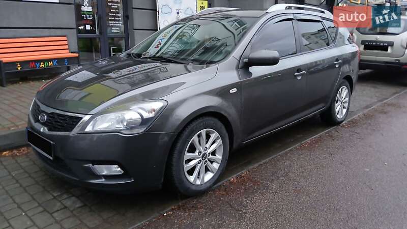 Kia Ceed 2011