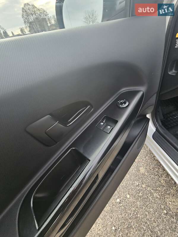 Універсал Kia Ceed 2011 в Тернополі фото 22 Універсал Kia Ceed 2011 в Тернополі