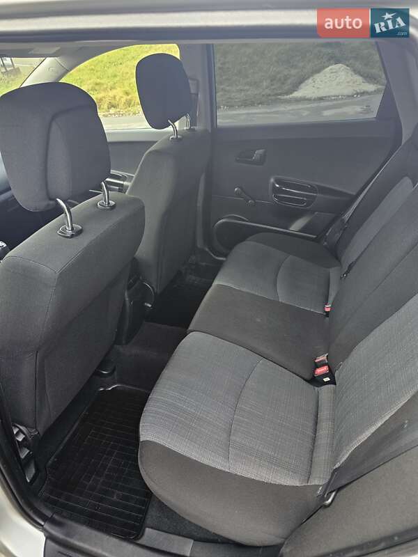 Універсал Kia Ceed 2011 в Тернополі фото 32 Універсал Kia Ceed 2011 в Тернополі