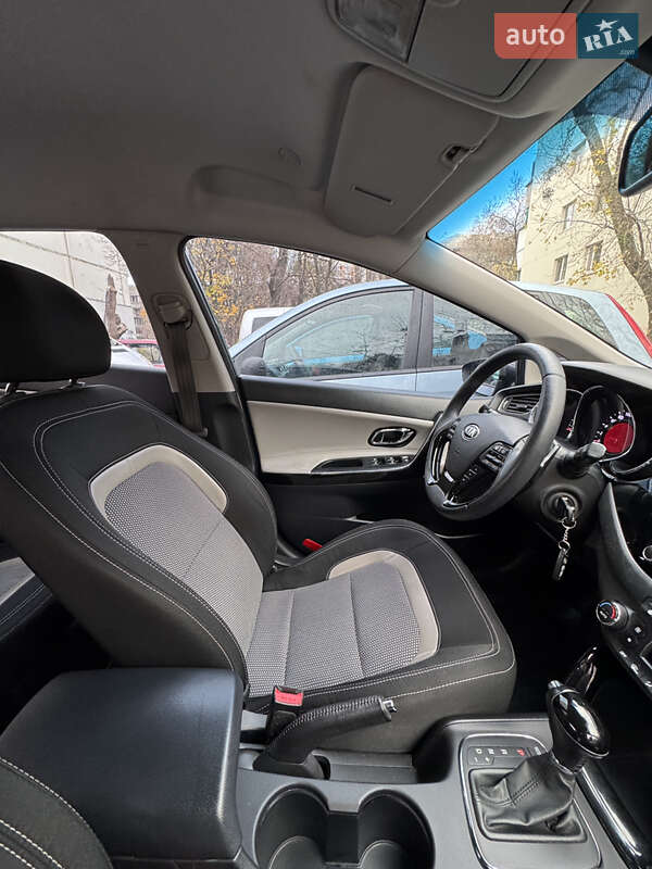 Универсал Kia Ceed 2012 в Киеве фото 7 Универсал Kia Ceed 2012 в Киеве