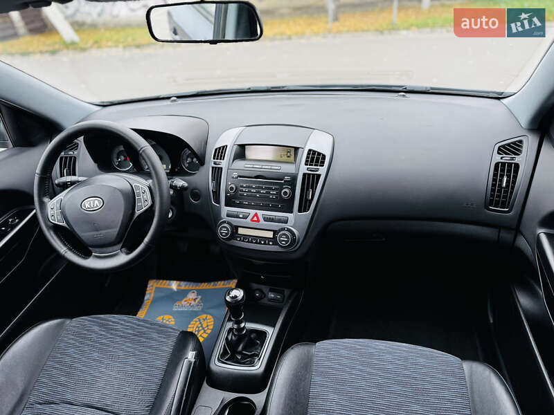 Универсал Kia Ceed 2008 в Здолбунове фото 24 Универсал Kia Ceed 2008 в Здолбунове