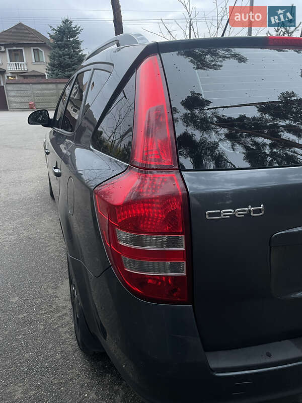 Универсал Kia Ceed 2008 в Киеве фото 14 Универсал Kia Ceed 2008 в Киеве