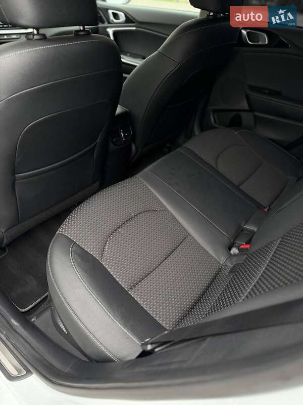Универсал Kia Ceed 2020 в Запорожье