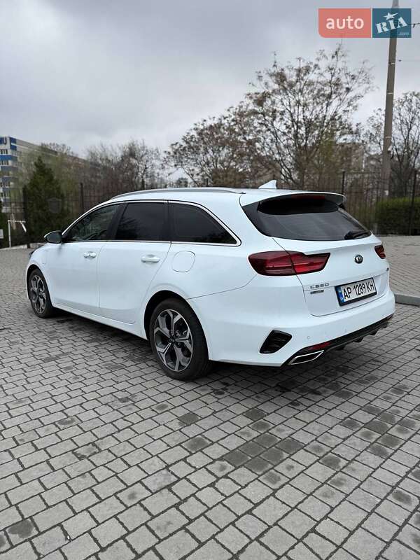 Универсал Kia Ceed 2020 в Запорожье