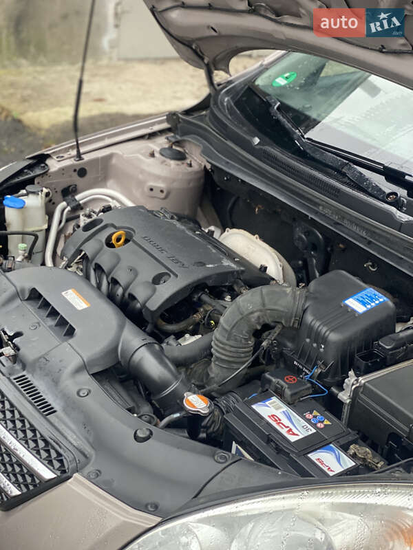 Универсал Kia Ceed 2008 в Хороле